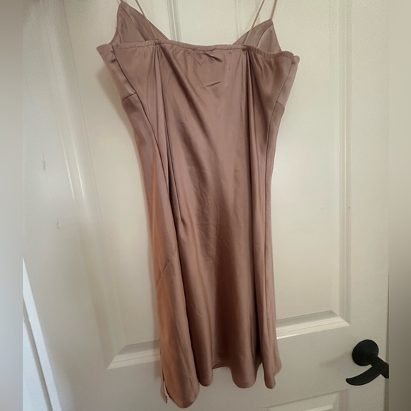 princess polly rose pink satin mini dress - Picture 3 of 4